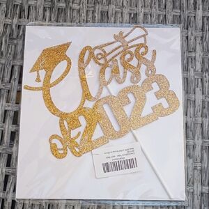 Gold Graduation Cake Topper - Class of 2023
